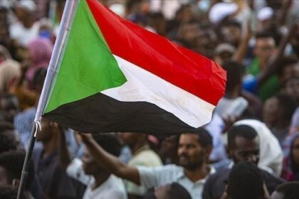 السودان: مشاورات لحل الأزمة السياسية